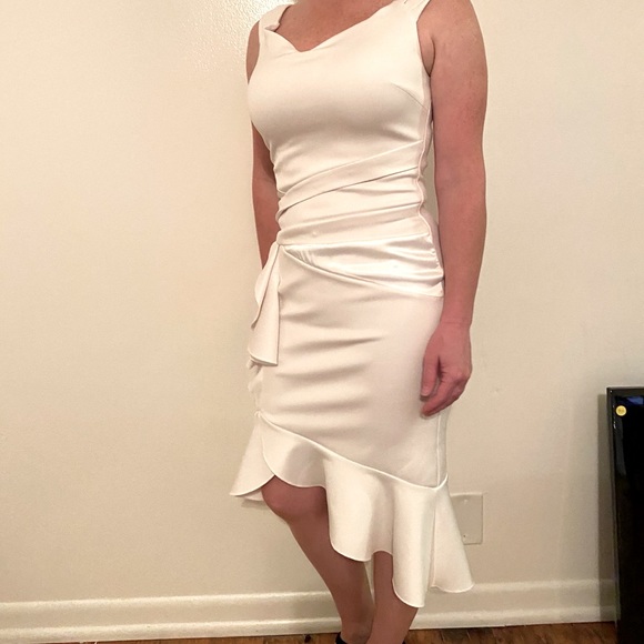 Dress - Picture 3 of 6